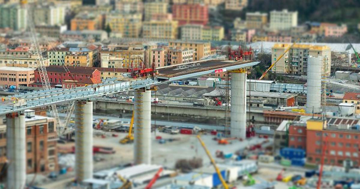 Varo Ponte Morandi, la prima maxi trave