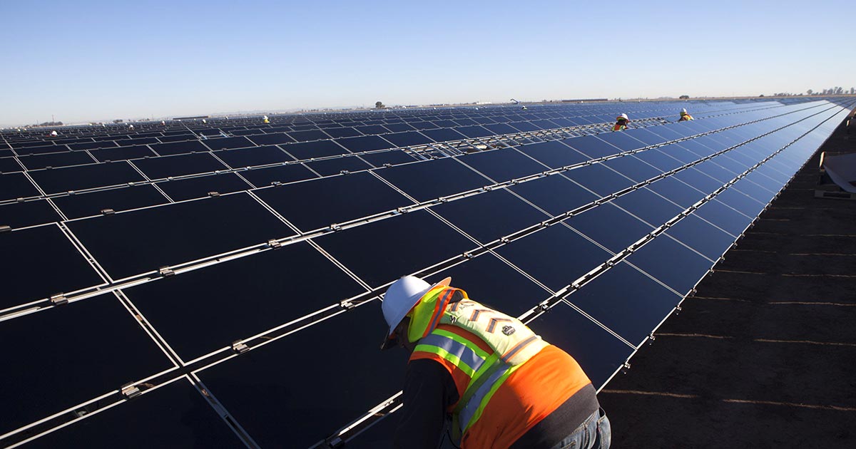 Fotovoltaico, in Italia aumentano gli impianti: dal sole il 20% dell'energia elettrica verde