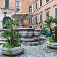 Piazza Delle Cinque Scole